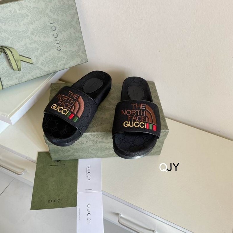 Gucci Women's Slippers 118